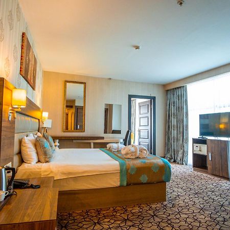 Royal Hotel Inegol Екстериор снимка