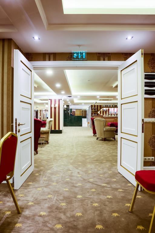 Royal Hotel Inegol Екстериор снимка