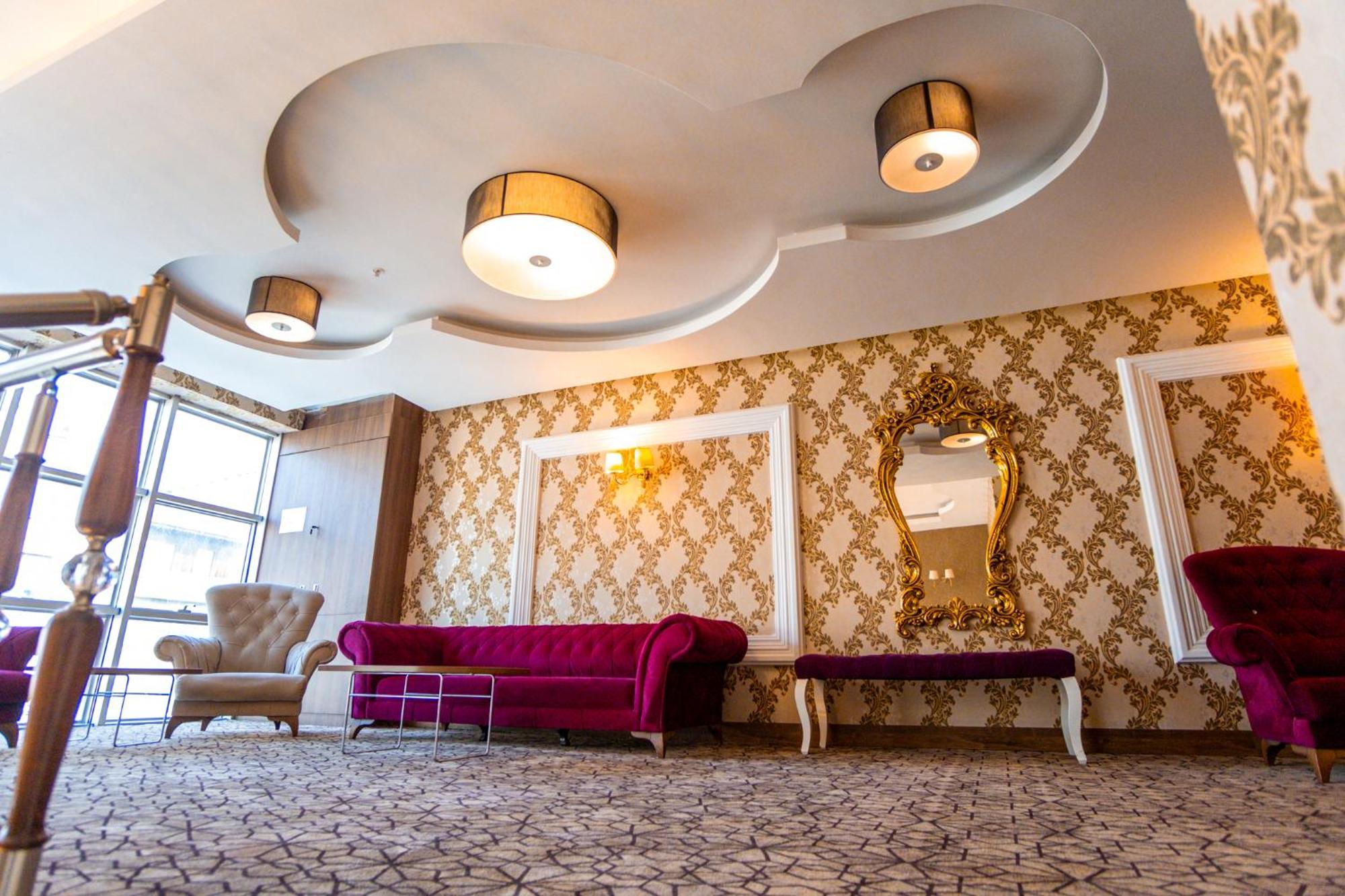 Royal Hotel Inegol Екстериор снимка